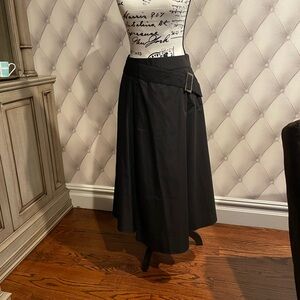 Elegant Black Midi Skirt